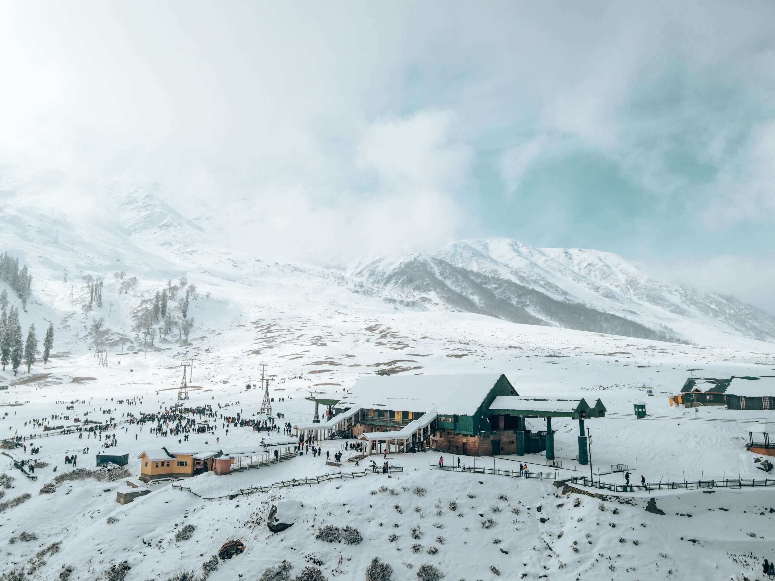 Kashmir Winter Tour Package 2026 | 5D 4N Snow Trip | Lucid Kashmir