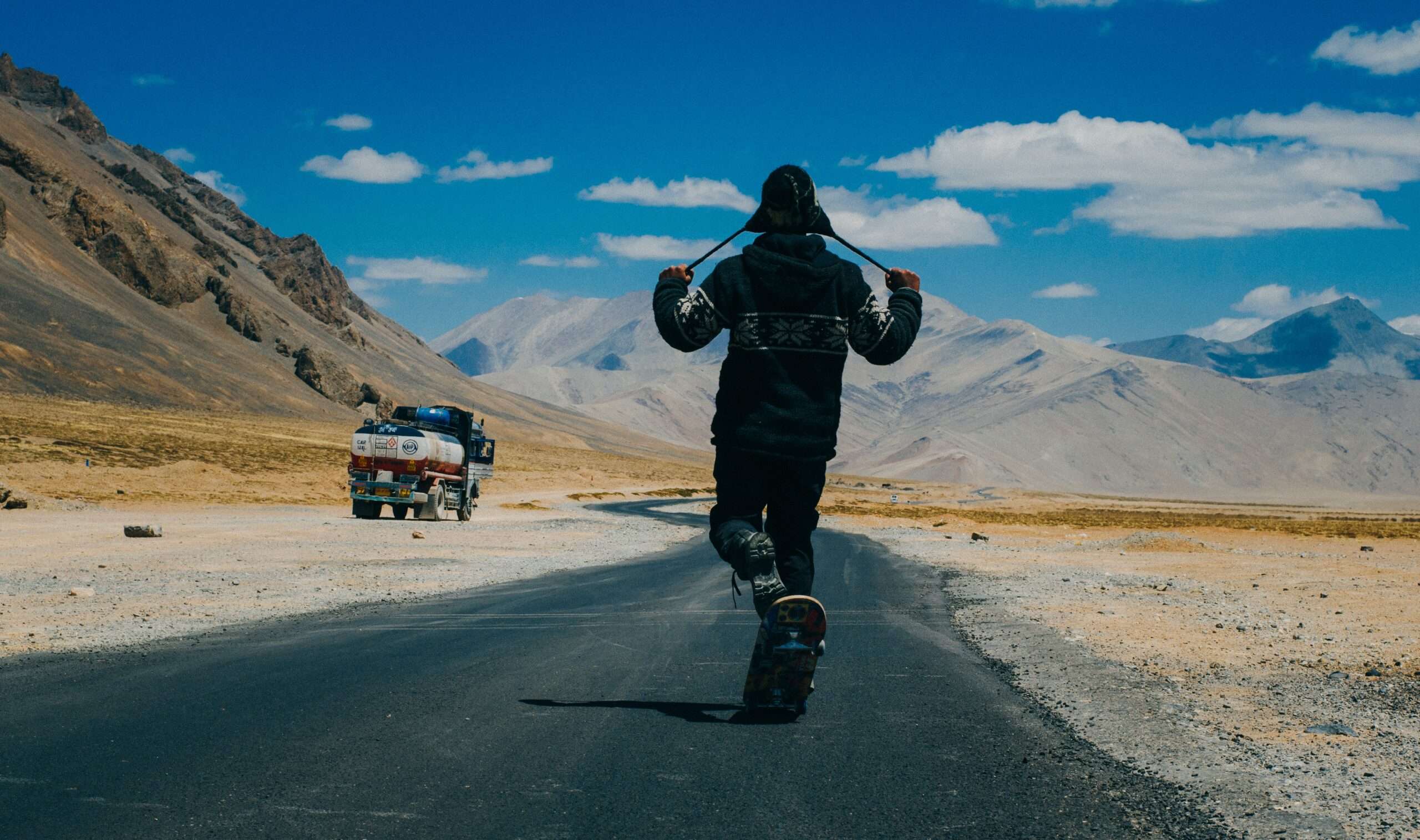 picturesque tour to Ladakh